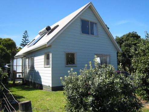 48 Manuka Street, Otaki Beach