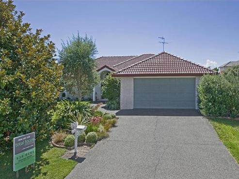 11 Amadeus Place, Northpark