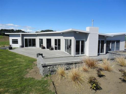 11 Larlin Heights, Hawera