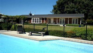 18 Nicholl Road, Twyford