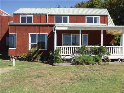 108 Lloyd Road, Riverhead