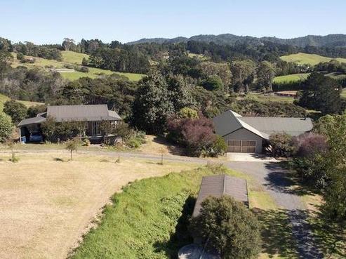 175 Forest Hill Road, Waiatarua