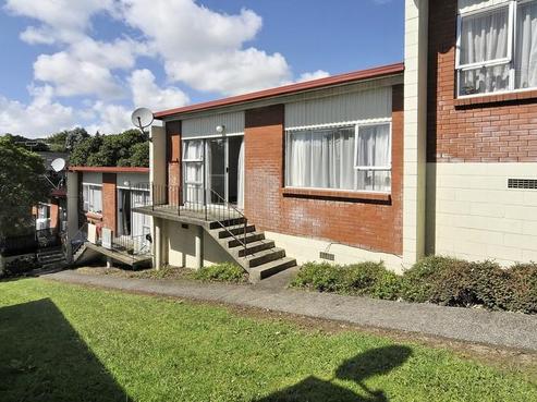 28 Don Croot Street, Morningside