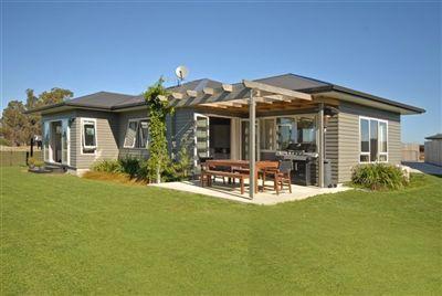 16 Solstone Drive, Solway