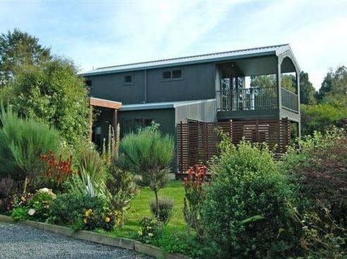 4B Bacon Street, Broad Bay
