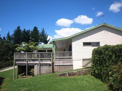 44D White Road, Hunua