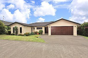 39 Rivervale Grove, Stanmore Bay