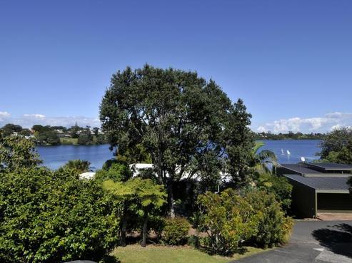 44 Sylvan Park Avenue, Milford