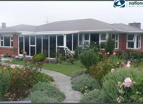 54 Wakanui Road, Hampstead