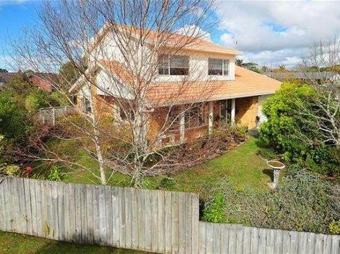 24 Lakeside Drive, Orewa