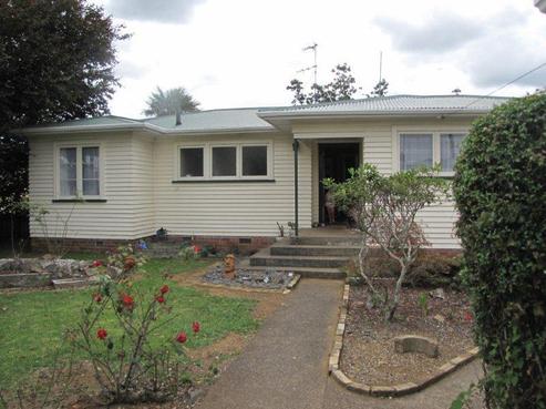 23 Lawrie Avenue, Pukekohe