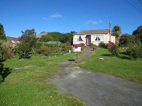 2 Cowal Street, Broad Bay