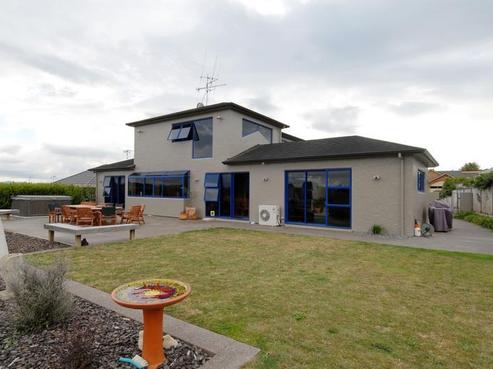 3 Friesian Place, Grandview Heights