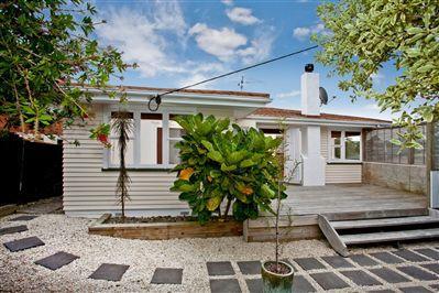 662 East Coast Road, Pinehill