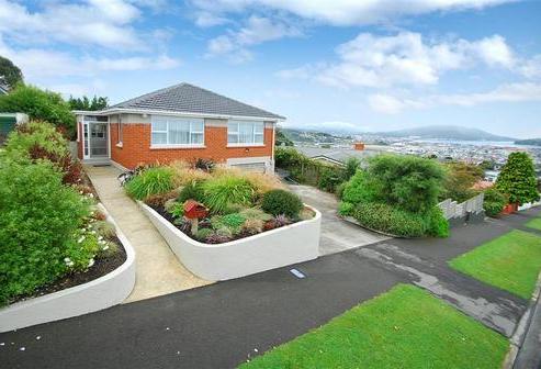 134 Easther Crescent, Kew