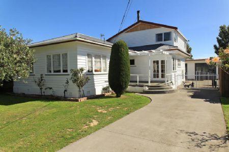 50 Leighton Avenue, Waiwhetu