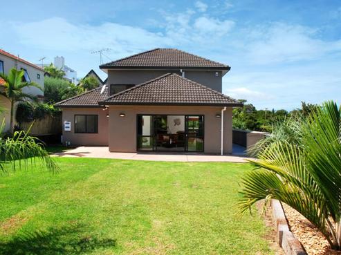 24/90A Onewa Road, Northcote Point