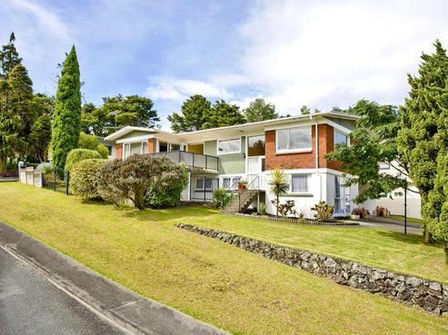 11 Kathleen Street, Totara Vale