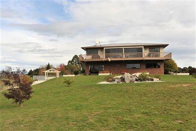 77 Maisey Road, Redwood Valley
