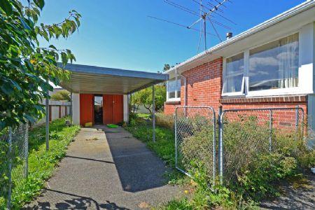 6 Charles Street, Clouston Park