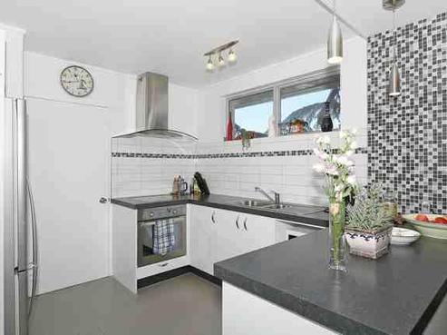 17A Laurel Grove, Maungaraki