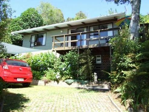 16 Hauraki Terrace, Pukawa