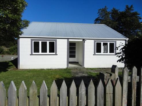 102 Stanly Street, Eketahuna