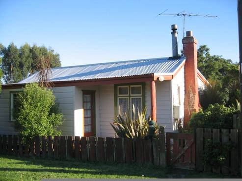 31 Ryley Street, Owaka