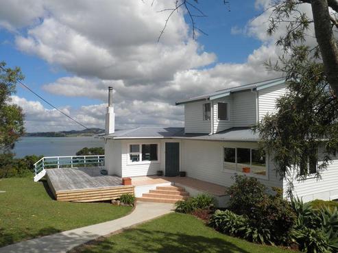 4 Hawkes Street, Onerahi