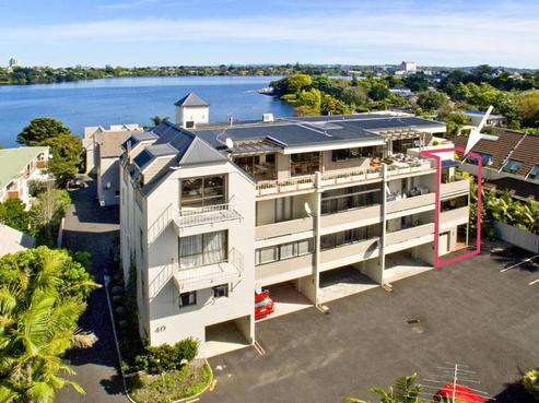 5/40 Kitchener Road, Milford