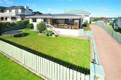 8 Melandra Road, Stanmore Bay