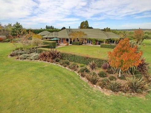 12 Peacock Place, Swannanoa