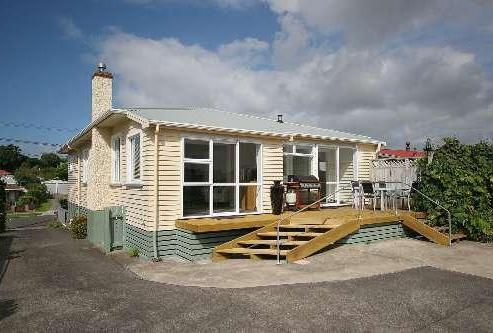 50 South Road, Blagdon