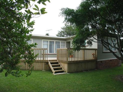 1 Fairlands Avenue, Waterview