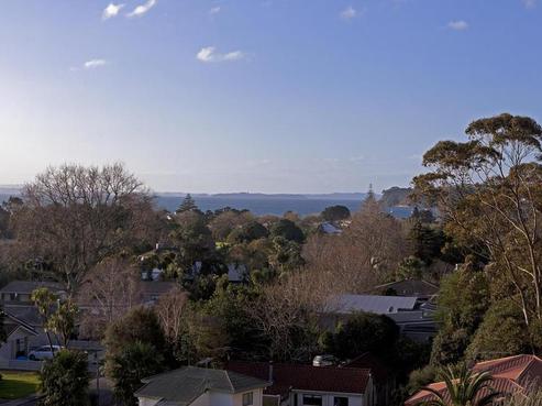 35 Zealandia Road, Manly