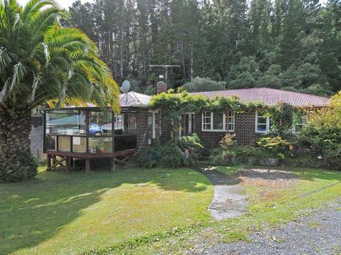 43 Elmslie Road, Pinehaven