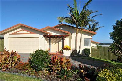 6 Mannikin Place, Unsworth Heights