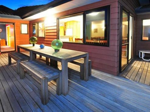 2/69 East Coast Road, Castor Bay
