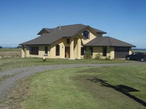 350 Cemetery Road, Sanson