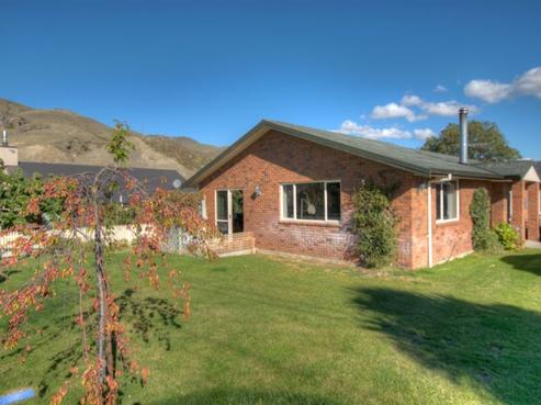 10 Ortive Street, Cromwell