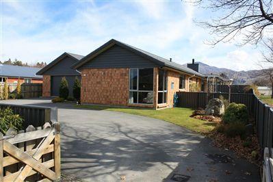11 Barry Avenue, Cromwell