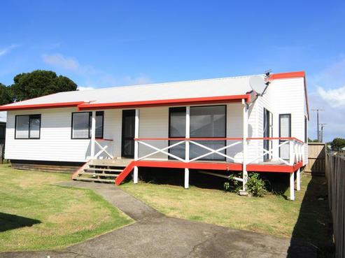 24A Brains Road, Kelston