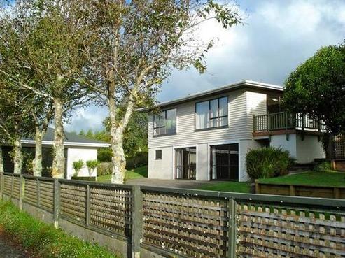 53 Hill Road, Inglewood