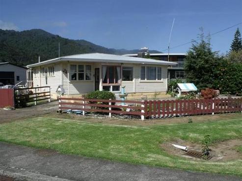 26 Seaview Avenue, Te Puru