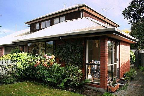 16B Juniper Place, Burnside