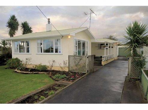 30 Sussex Road, Springvale