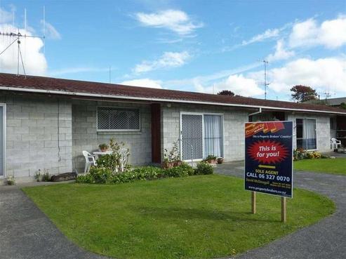 152C Broadway, Marton