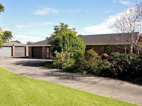 96 Queens Road, Glen Avon