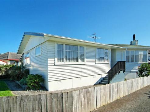 66 Commodore Drive, Lynfield