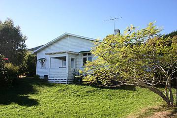 599 Hill Street South, Hope